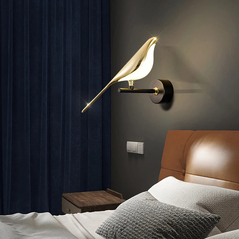Nordic Magpie Wall Light