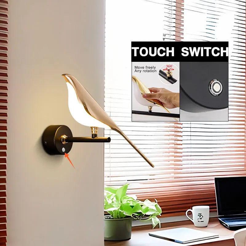 Nordic Magpie Wall Light