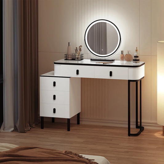 Noir & Blanc Vanity