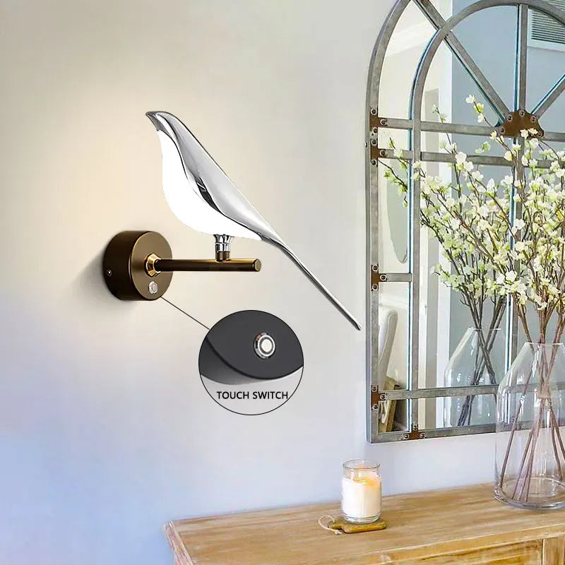 Nordic Magpie Wall Light