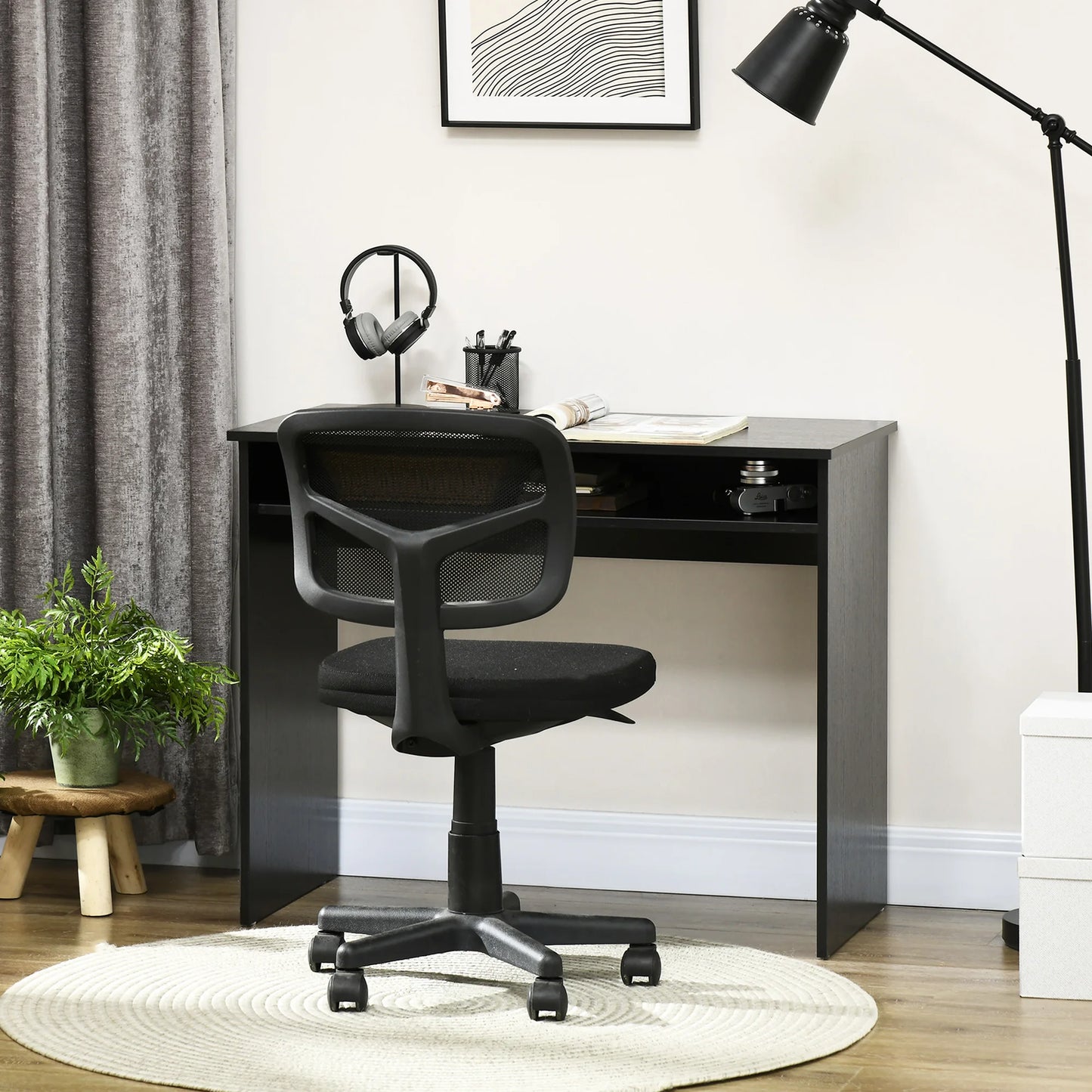 Noir Desk